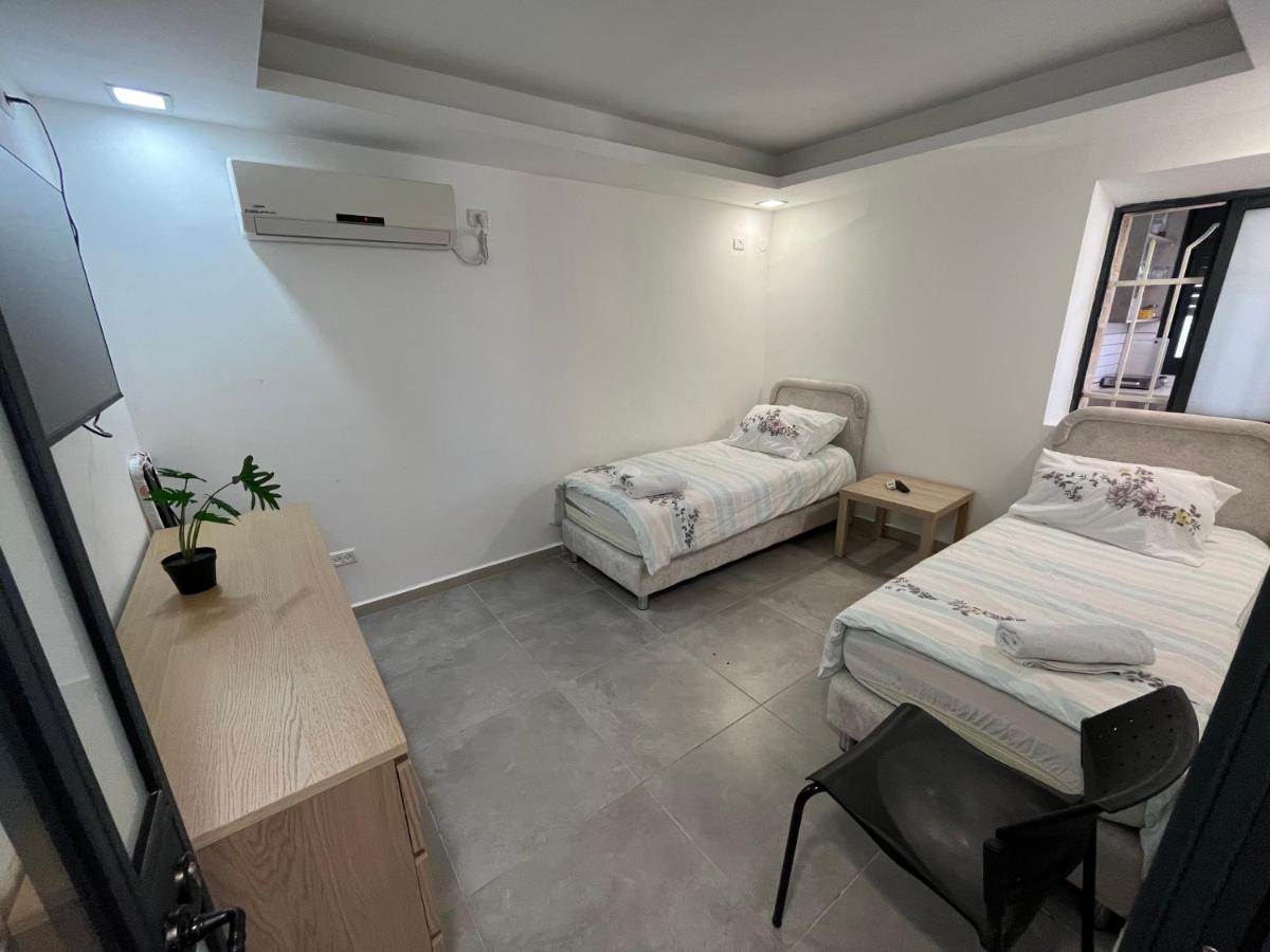 Laila'S Boutique Apartment Haifa Buitenkant foto